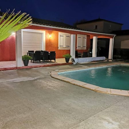 Villa Elegante A Carcassonne Avec Jardin Et Jacuzzi Exterior photo