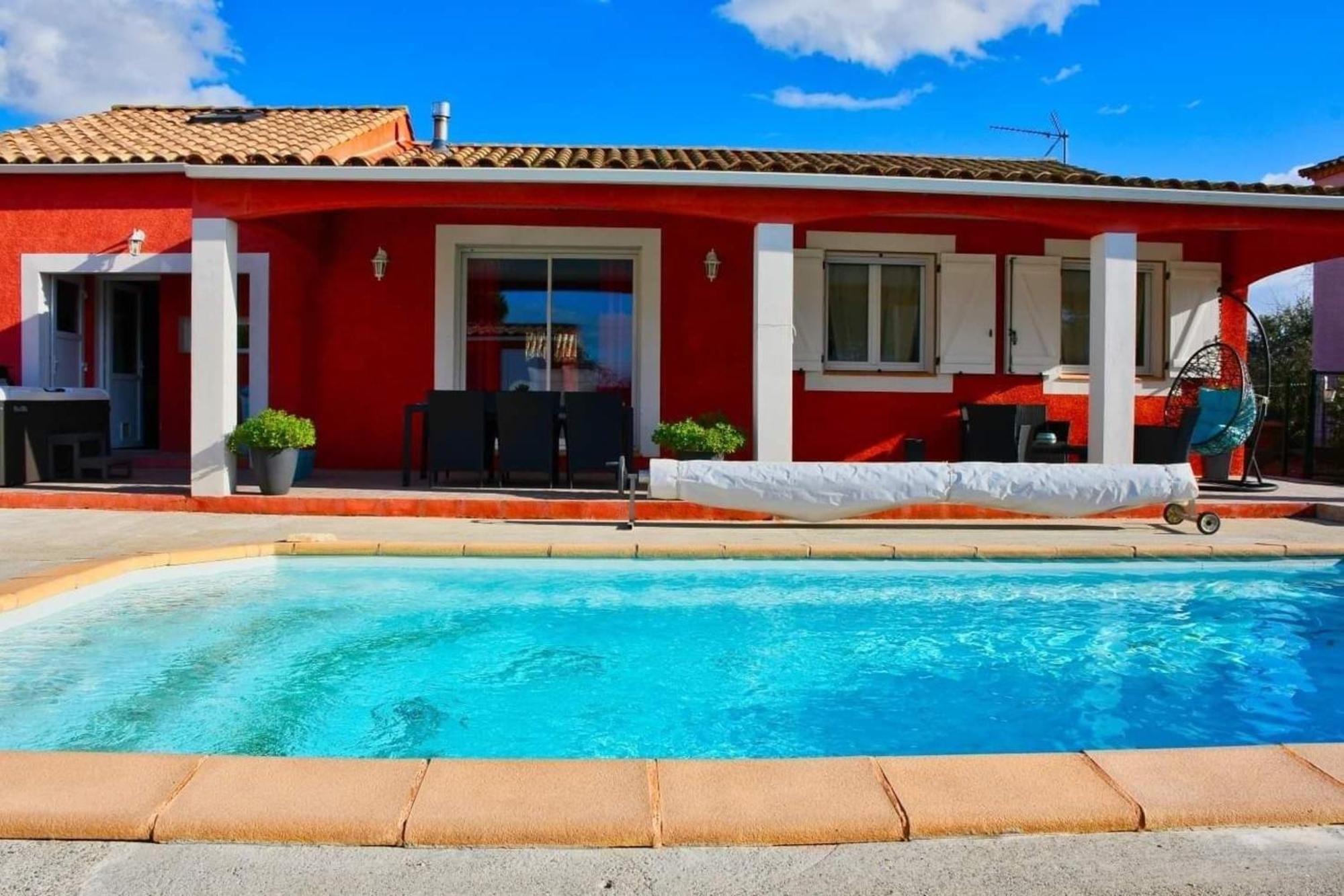 Villa Elegante A Carcassonne Avec Jardin Et Jacuzzi Exterior photo